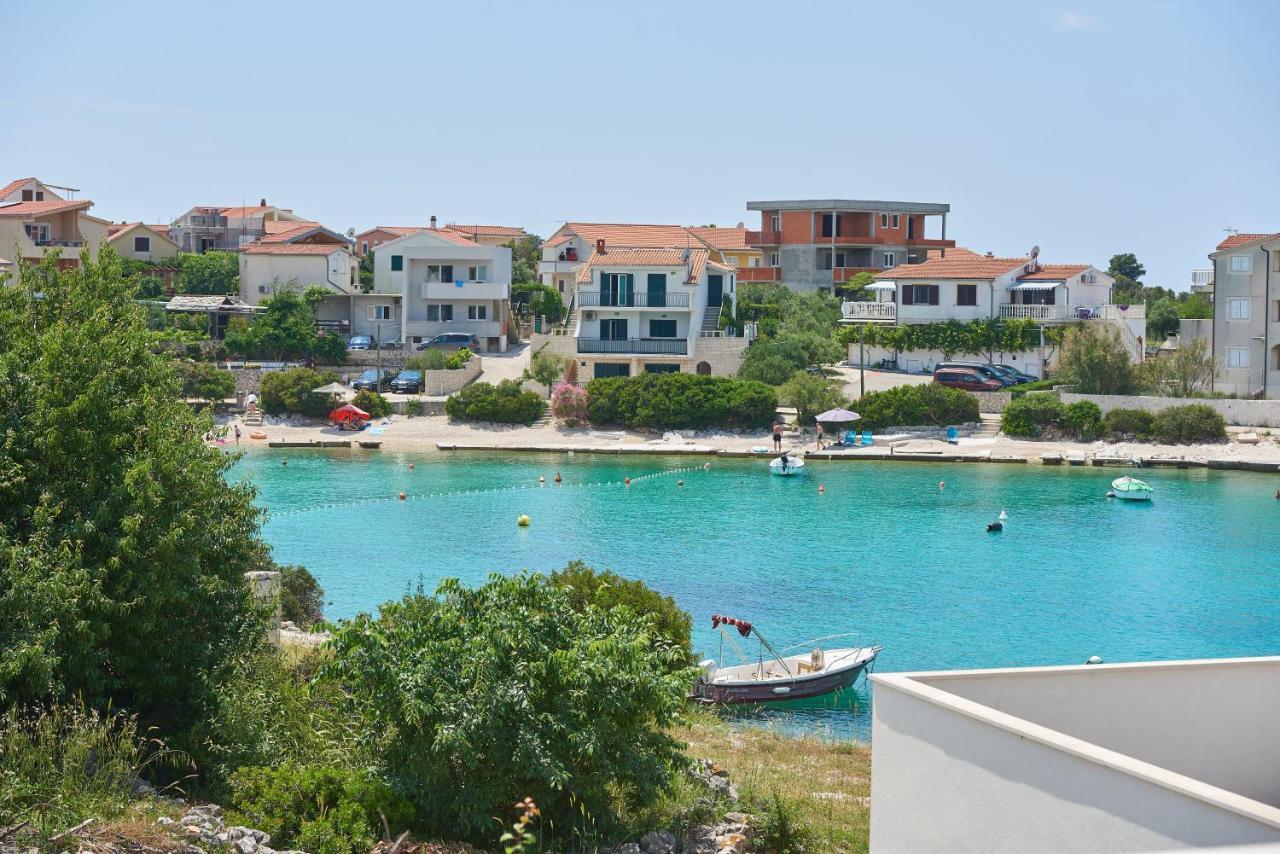 Apartments Lumi Rogoznica  Luaran gambar